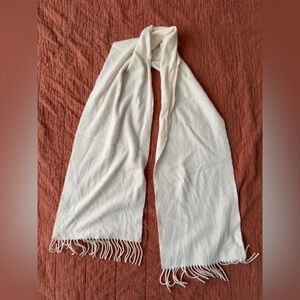 Saks Fifth Avenue Black Label 100% Cashmere Rectangle Scarf Ivory Cream Fringe
